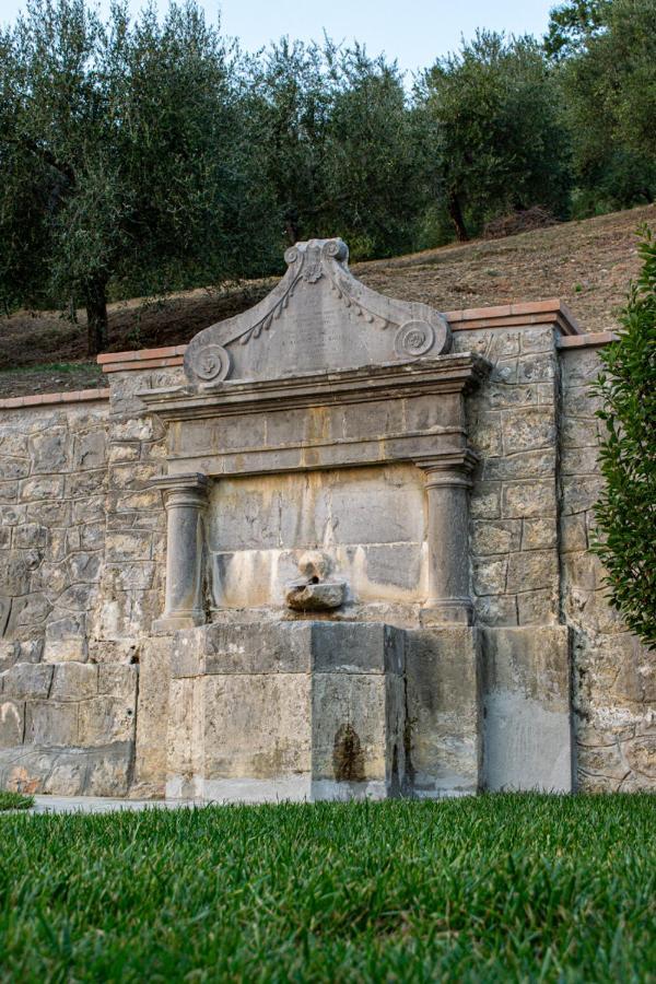 L'Antica Fontana - Casa Vacanze B&B Віджанелло Екстер'єр фото