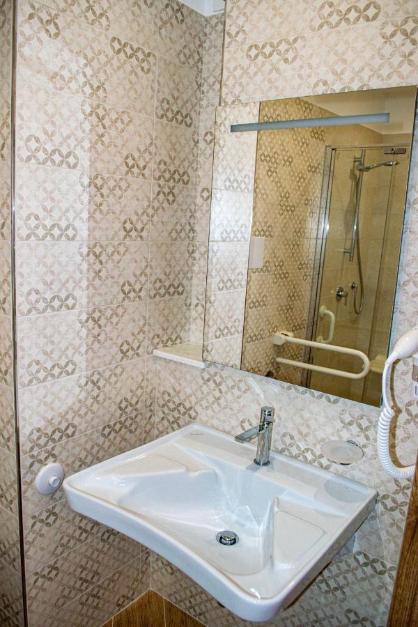 L'Antica Fontana - Casa Vacanze B&B Віджанелло Екстер'єр фото